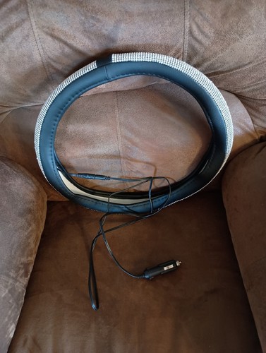 Steering wheel cover heated